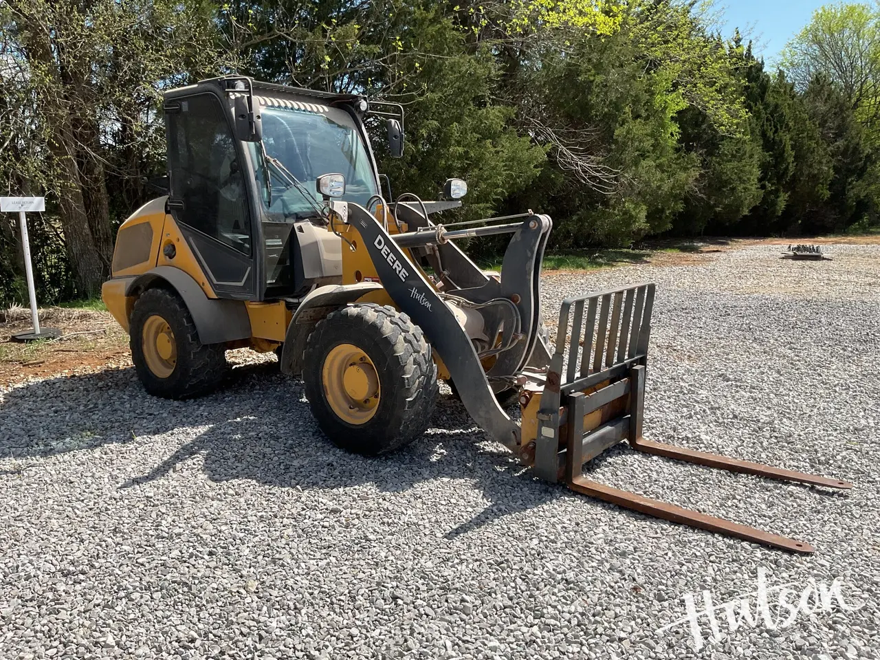 2023 John Deere 204G