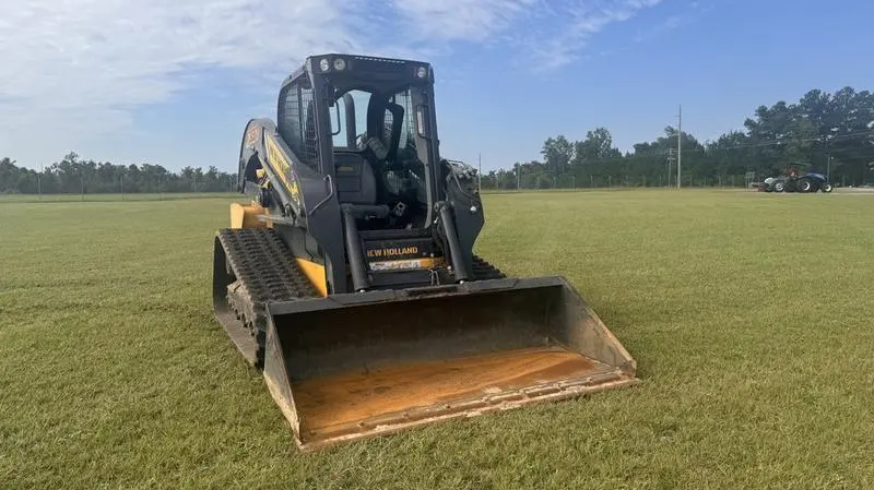 2021 New Holland C337