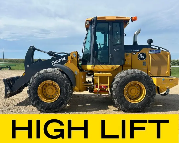 2021 John Deere 444P