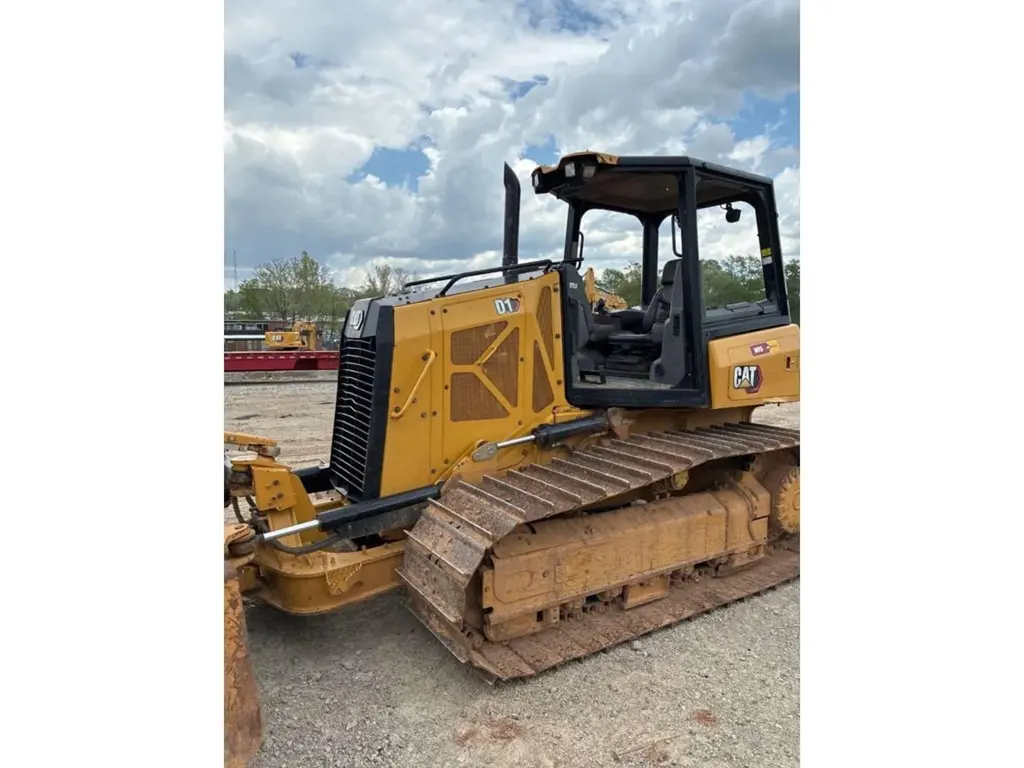 2021 Caterpillar D1 LGP