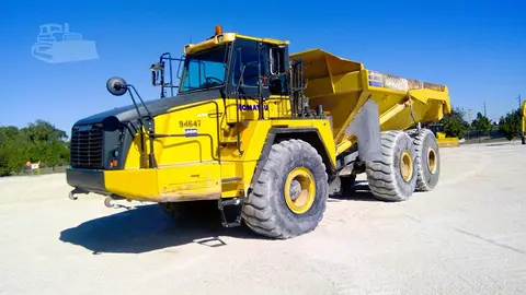 2023 Komatsu HM400-5