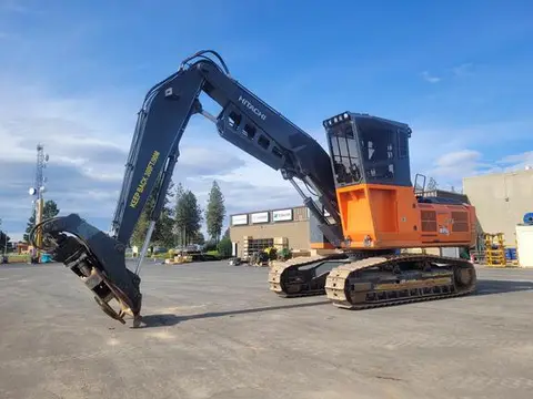 2020 Hitachi Z3706L