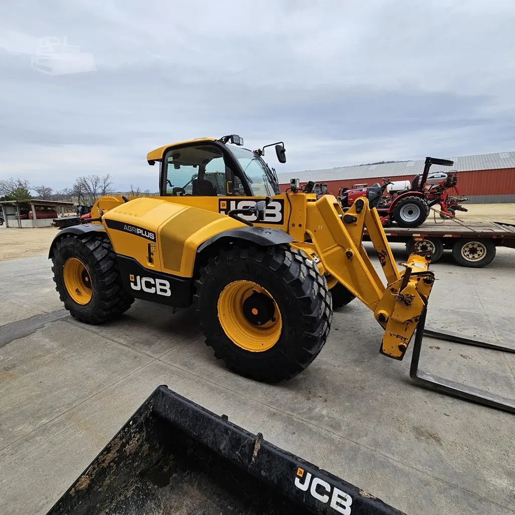 2021 JCB 542-70 Agri Plus