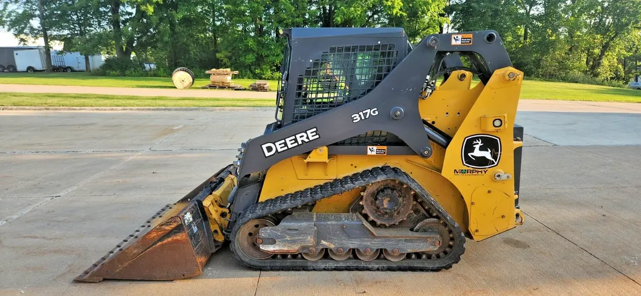 2020 John Deere 317G