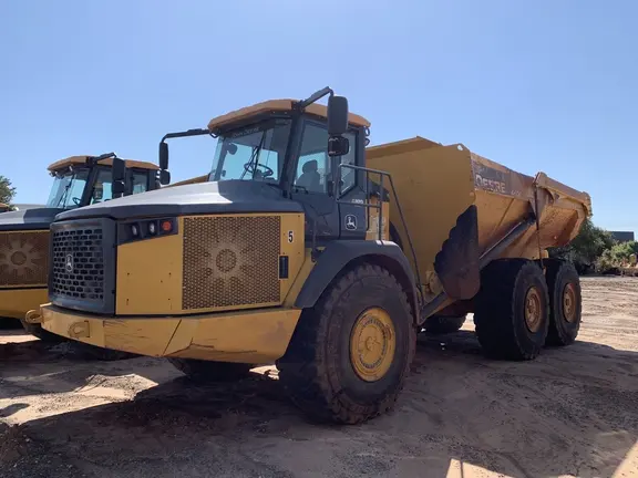 2019 John Deere 460E