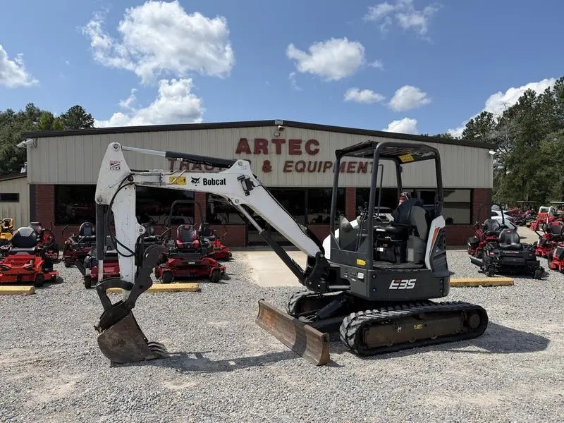 2021 Bobcat E35I