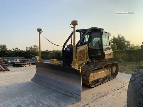 2022 Caterpillar D3
