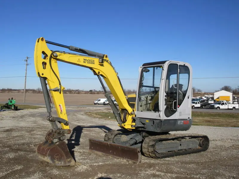 2015 Wacker Neuson EZ53