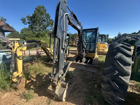 2022 John Deere 35G