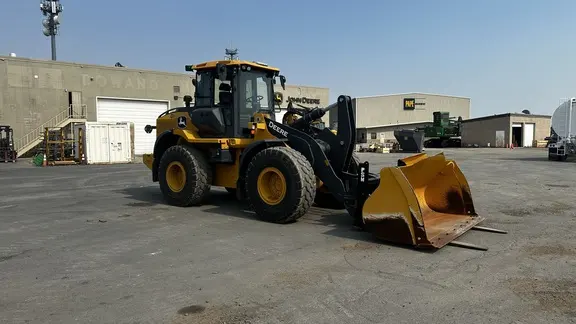2024 John Deere 544P