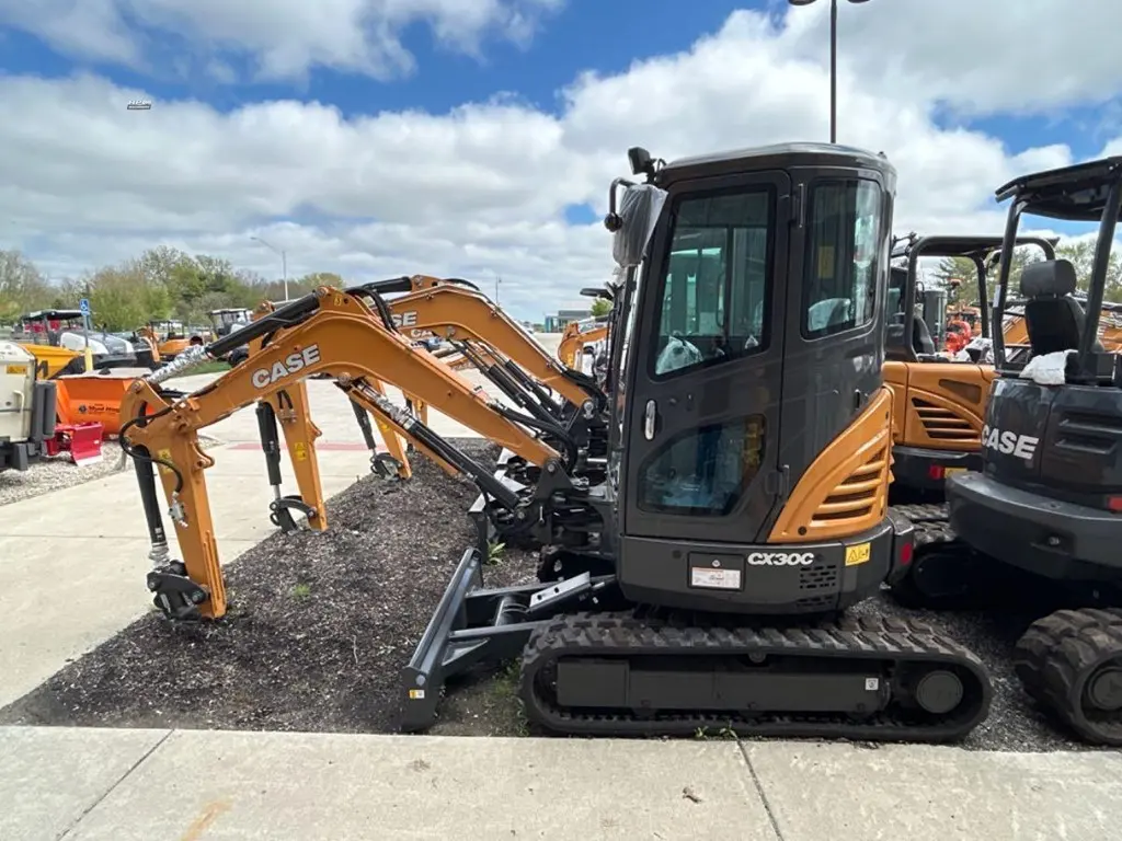 2023 Case CX30C