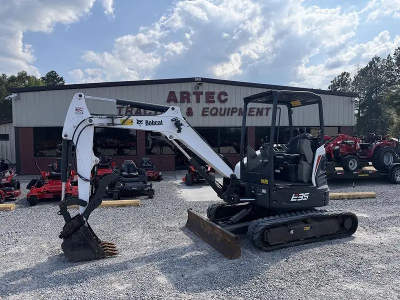 2021 Bobcat E35I