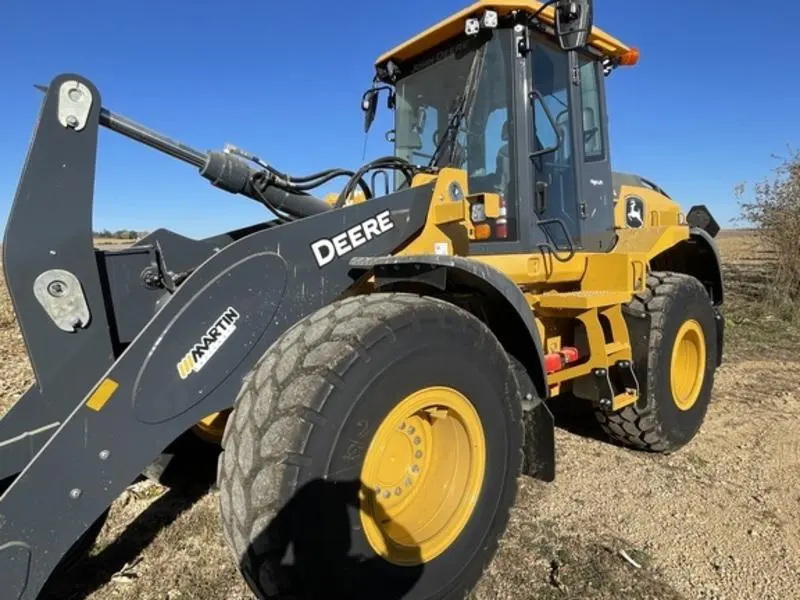 2025 John Deere 544P