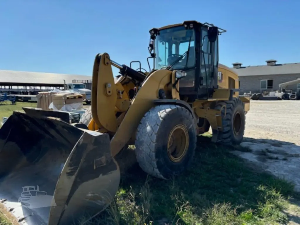 2022 Caterpillar 930M