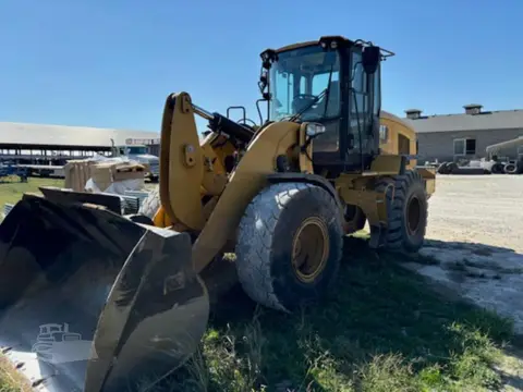 2022 Caterpillar 930M