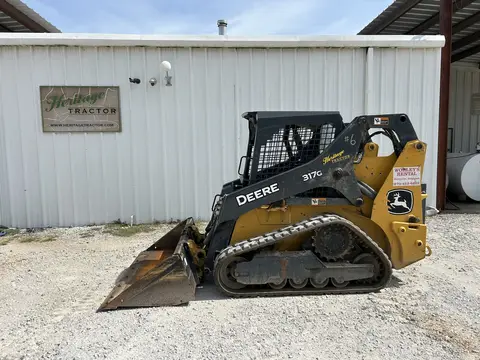 2023 John Deere 317G