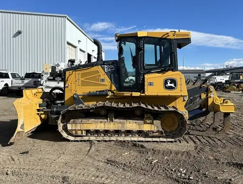 2023 John Deere 700LLG