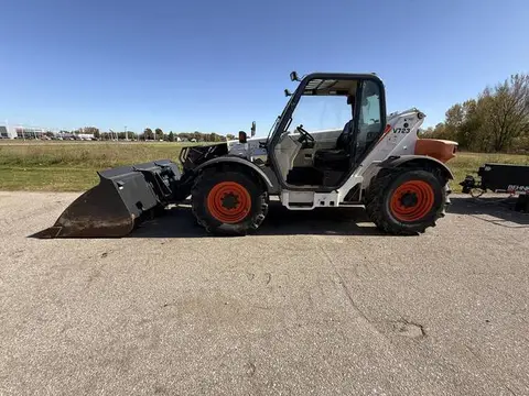 2009 Bobcat V723F
